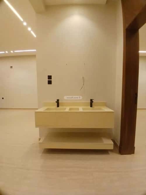 Floor 249 SQM with 3 bedrooms العوالي، غرب الرياض، الرياض