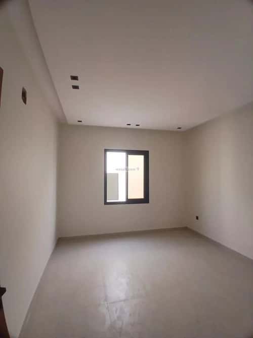 Floor 169 SQM with 3 bedrooms عكاظ، جنوب الرياض، الرياض