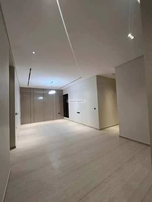 Floor 215 SQM with 3 bedrooms بدر، جنوب الرياض، الرياض