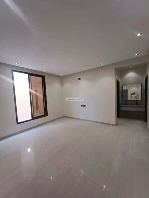 Floor 181 SQM with 3 bedrooms عكاظ، جنوب الرياض، الرياض