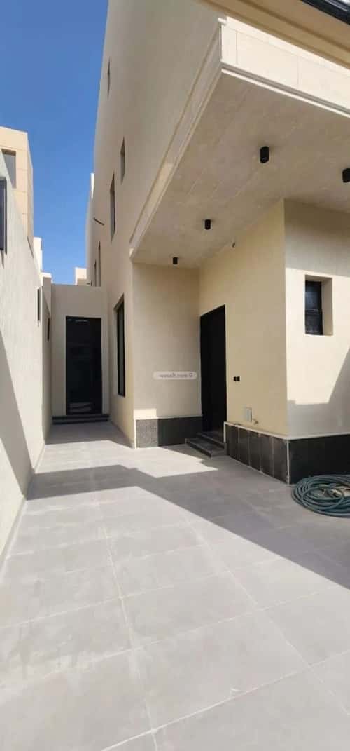 Floor 153 SQM with 3 bedrooms العوالي، غرب الرياض، الرياض