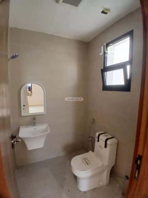 Floor 169 SQM with 3 bedrooms عكاظ، جنوب الرياض، الرياض