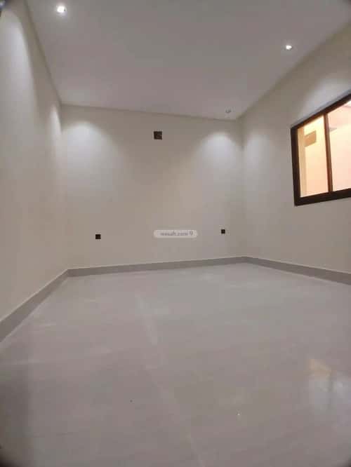 Floor 200 SQM with 3 Bedrooms West Al-Oraija, West Riyadh, Riyadh