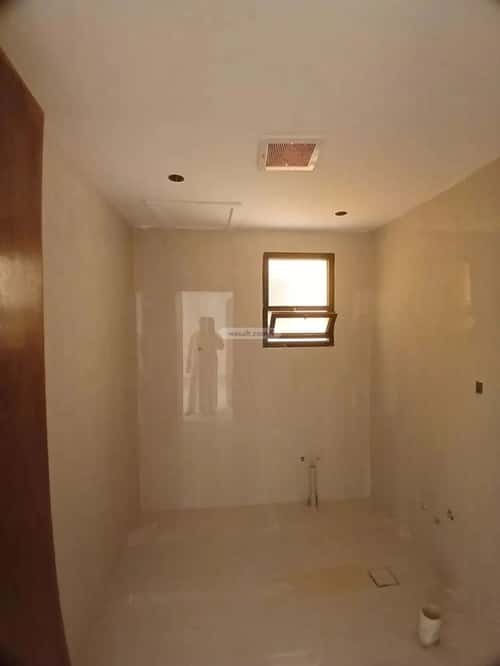 Floor 200 SQM with 3 bedrooms العريجاء الغربي، غرب الرياض، الرياض