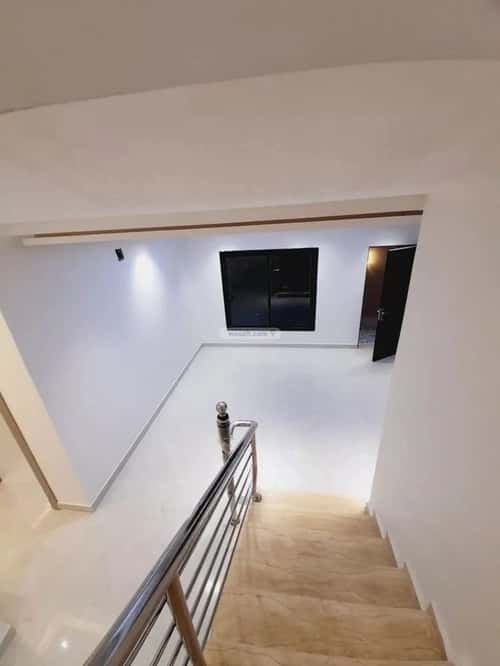 Floor 200 SQM with 3 bedrooms بدر، جنوب الرياض، الرياض