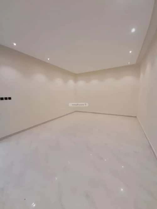 Floor 213 SQM with 5 Bedrooms Okaz, South Riyadh, Riyadh