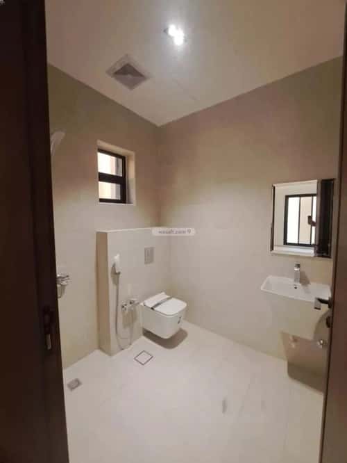 Floor 180 SQM with 3 Bedrooms Okaz, South Riyadh, Riyadh