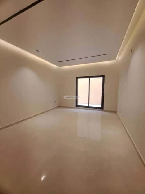 دور 3 غرف في عكاظ