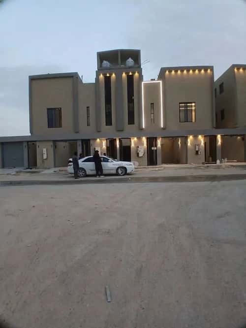 Floor 180 SQM with 3 bedrooms عكاظ، جنوب الرياض، الرياض