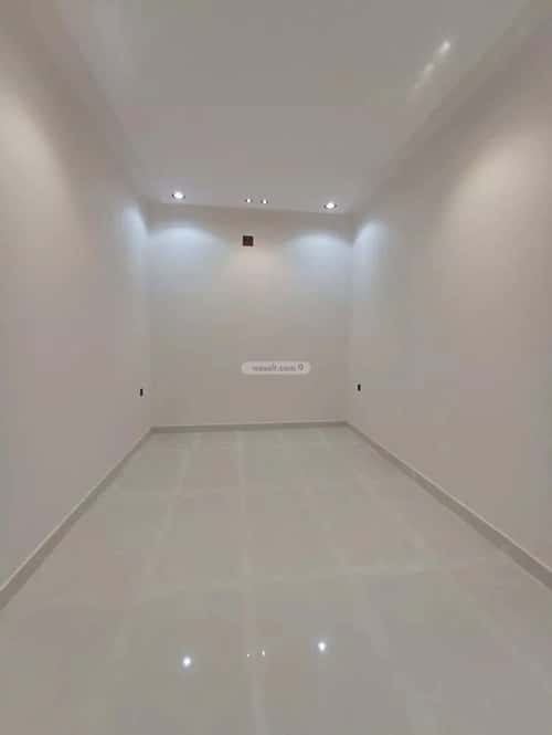 Floor 183 SQM with 3 bedrooms عكاظ، جنوب الرياض، الرياض