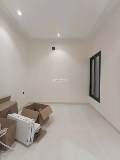 Floor 183 SQM with 3 bedrooms عكاظ، جنوب الرياض، الرياض