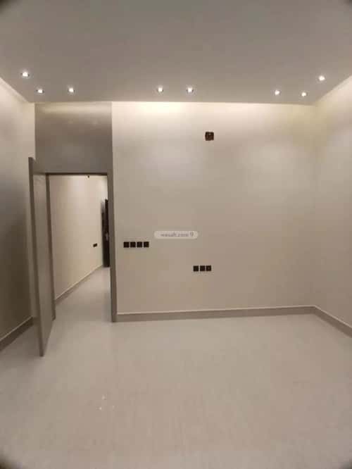 Floor 180 SQM with 3 bedrooms عكاظ، جنوب الرياض، الرياض