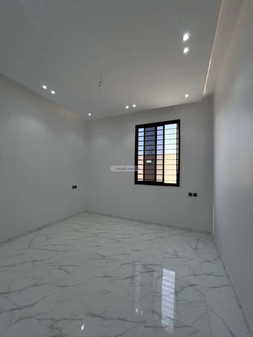 Floor 450 SQM with 8 Bedrooms Al-Qafilah, Khamis Mushait