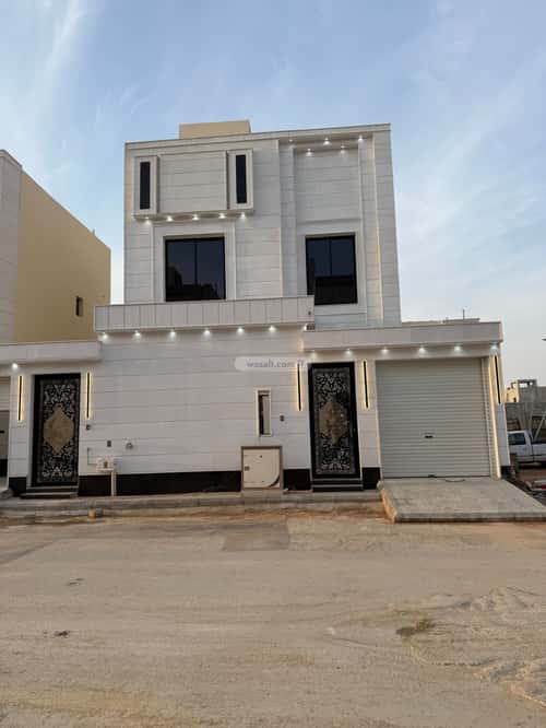 فيلا 300 متر مربع جنوبية على شارع 15م الجنادرية، شرق الرياض، الرياض