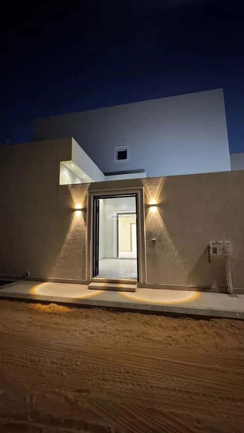 Villa 387.5 SQM Facing North on 20m Width Street King Fahd, Eanizah