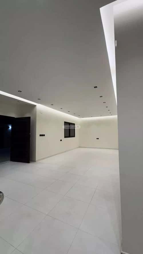 فيلا 387.5 متر مربع شمالية على شارع 20م الملك فهد، عنيزة