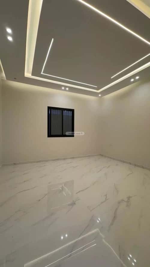 Floor 500 SQM with 3 Bedrooms As Safa, Eanizah