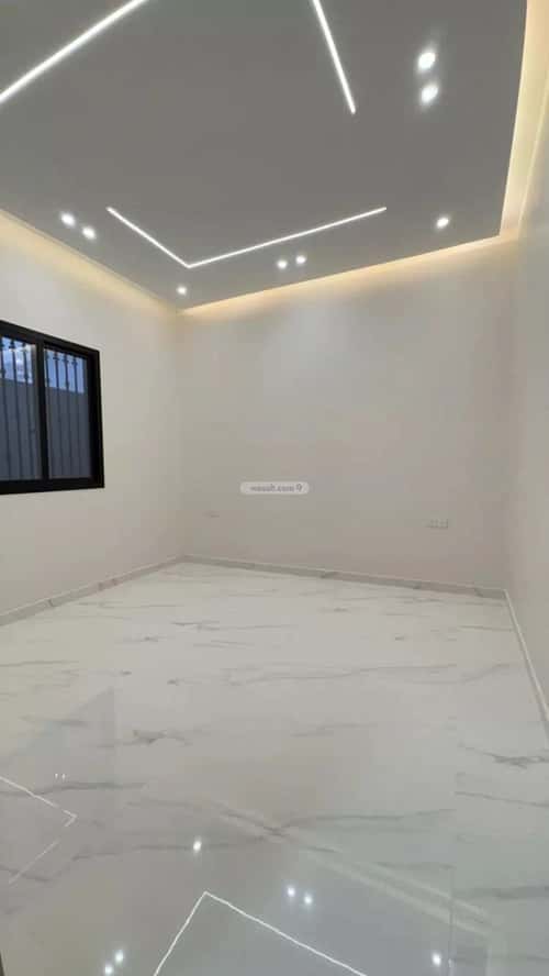 Floor 500 SQM with 3 Bedrooms As Safa, Eanizah