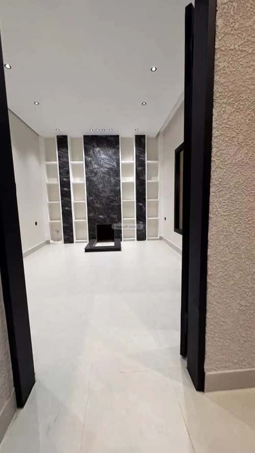 فيلا 400 متر مربع شرقية على شارع 15م الملك فهد، عنيزة