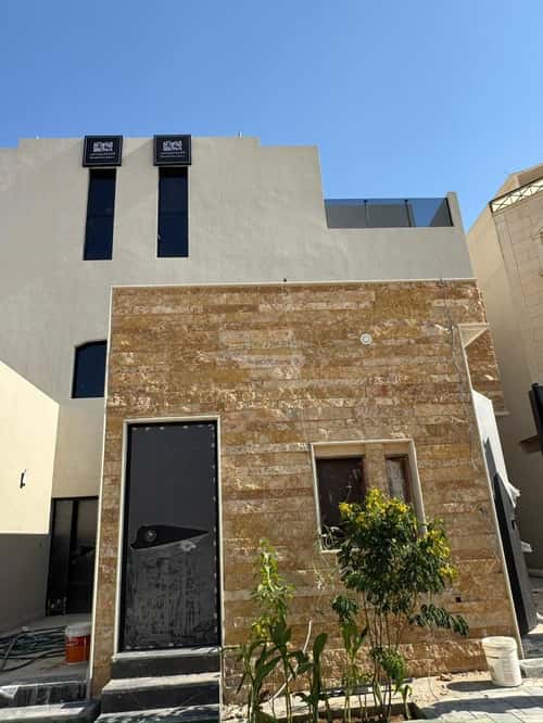 Floor 214 SQM with 4 Bedrooms Ishbiliyah, East Riyadh, Riyadh