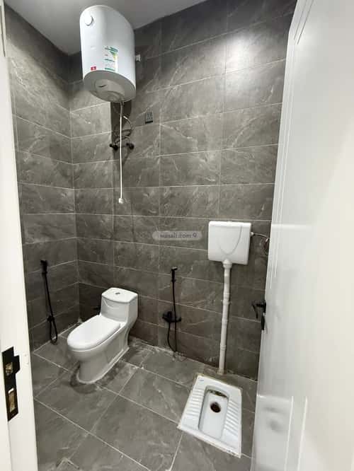 Floor with 6 Bedrooms North Of Solidarity, Khamis Mushait