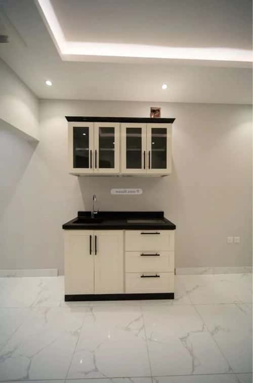 1 bedroom apartment in Al Qairawan