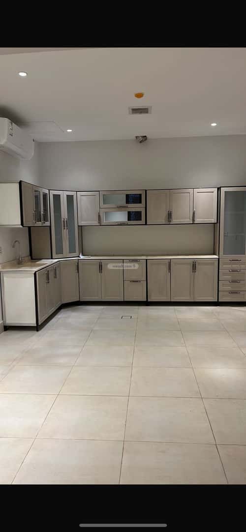 Apartment with 2 Bedrooms Al-Murooj, North Riyadh, Riyadh