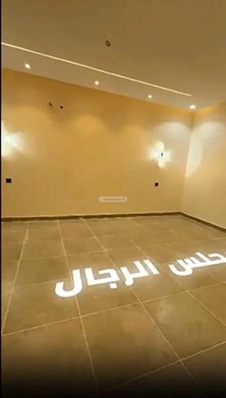 Villa 341 SQM facing South East on 25m width street الواسط، الطائف