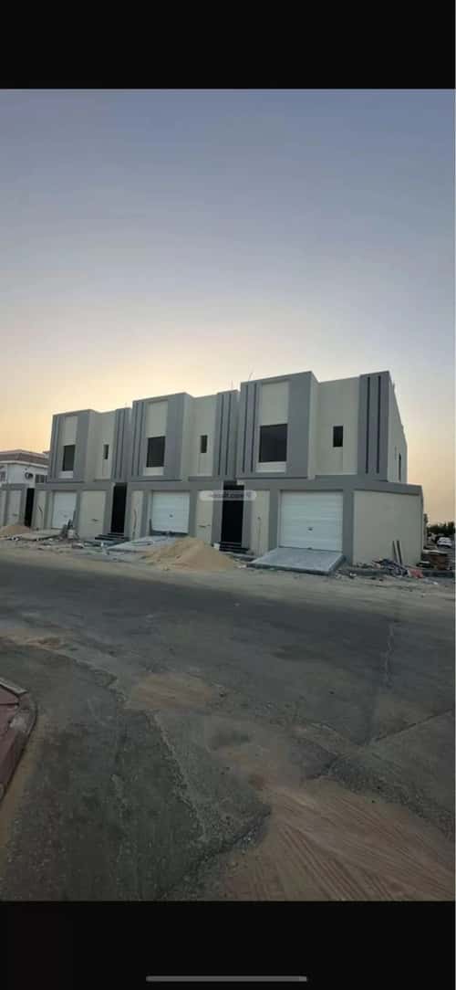 فيلا 408.47 متر مربع شمالية على شارع 20م أحد، الدمام