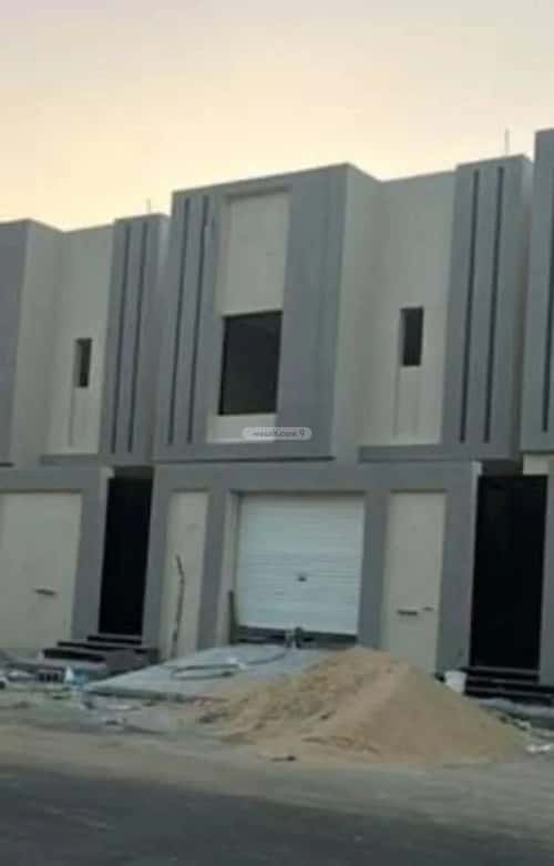 فيلا 408.47 متر مربع شمالية على شارع 20م أحد، الدمام