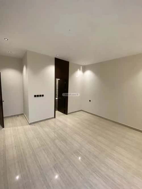 Villa 300 SQM Facing East on 20m Width Street Al Rahmanyah, East Jeddah, Jeddah