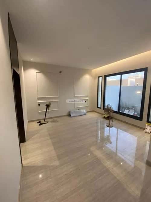 Villa 300 SQM Facing East on 20m Width Street Al Rahmanyah, East Jeddah, Jeddah