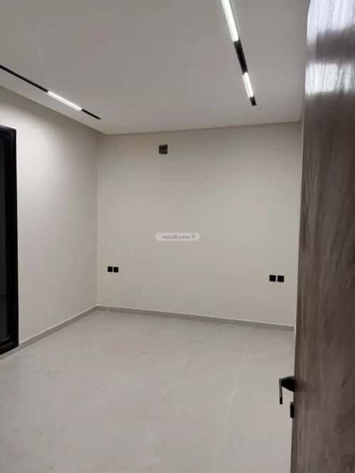 Apartment with 4 Bedrooms Al-Awaly, West Riyadh, Riyadh