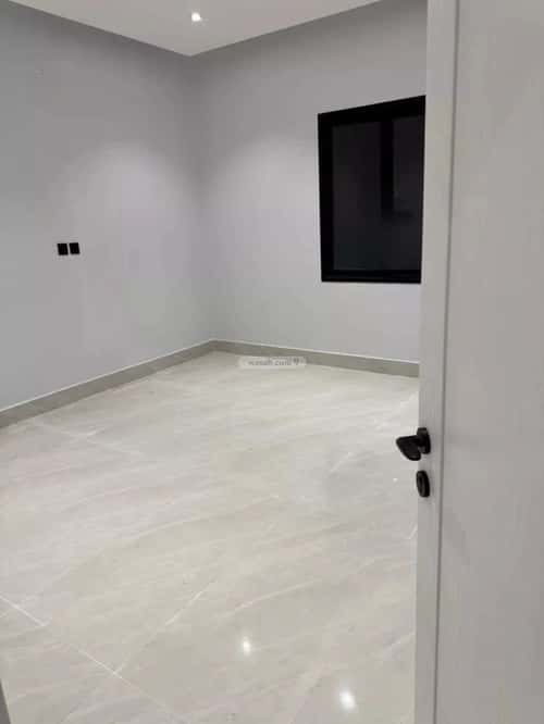 فيلا 318.75 متر مربع جنوبية على شارع 20م الصواري، الخبر