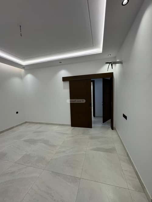 شقة 4 غرف في النزهة