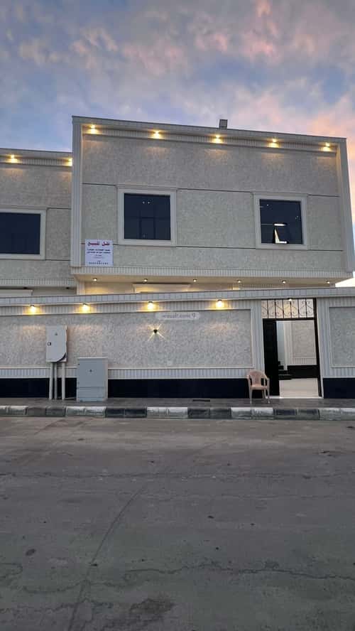 فيلا 489.38 متر مربع شرقية على شارع 15م الظرفة، خميس مشيط