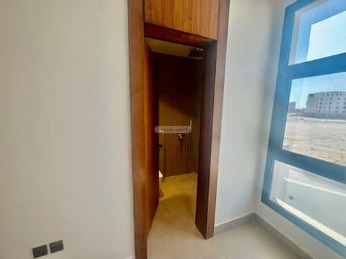 فيلا نصف مفروشة 394.84 متر مربع واجهة غربية،جنوبية البحر، الخبر