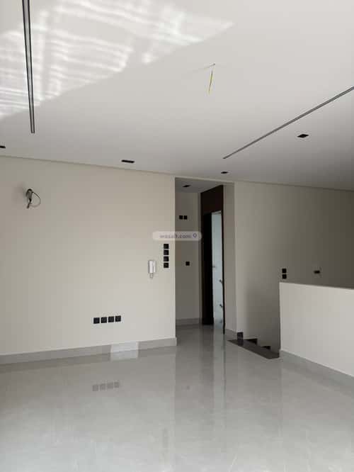 Villa 312 SQM facing North on 15m width street الزمرد، شمال جدة، جدة