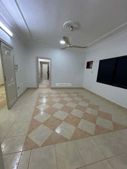 Building 600 SQM Facing East Al Safa, North Jeddah, Jeddah