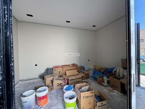 Floor 214 SQM with 4 bedrooms إشبيلية، شرق الرياض، الرياض