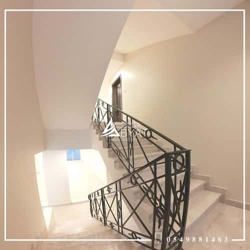 Villa 750 SQM Facing West with 5 Bedrooms Al Shate|E, North Jeddah, Jeddah