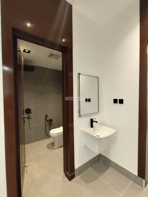 Floor 60.7 SQM with 4 Bedrooms Al-Muanisiyah, East Riyadh, Riyadh