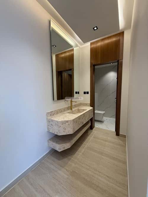 Floor 225 SQM with 5 bedrooms عكاظ، جنوب الرياض، الرياض