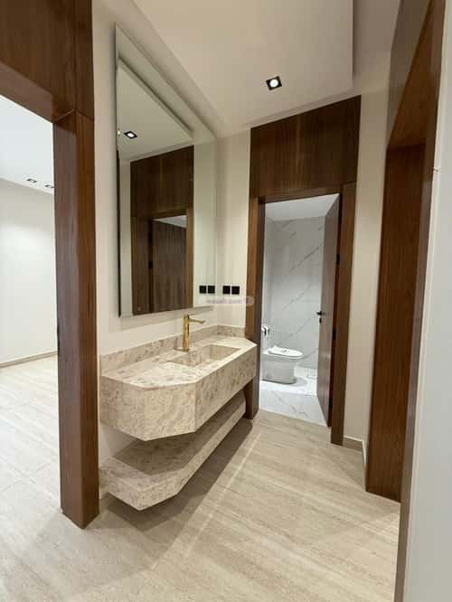 Floor 225.57 SQM with 5 Bedrooms Okaz, South Riyadh, Riyadh