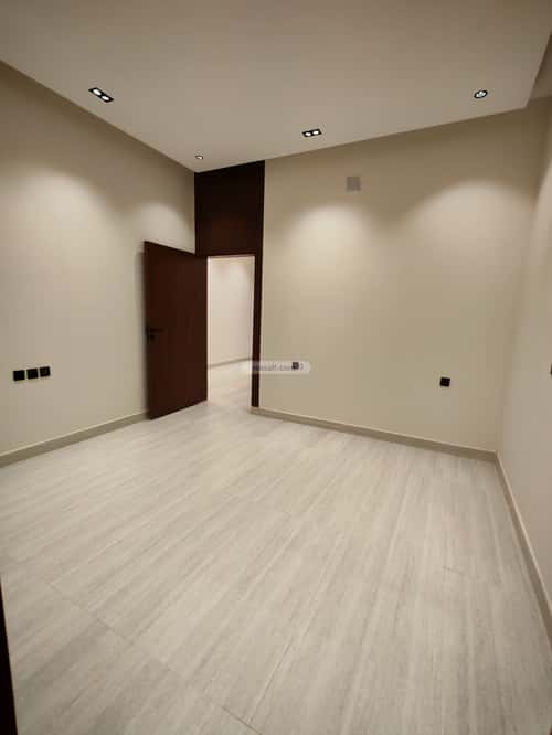Floor 177.53 SQM with 5 Bedrooms Al-Janadriyah, East Riyadh, Riyadh