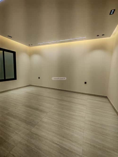 5 bedroom floor in Al Janadriyah