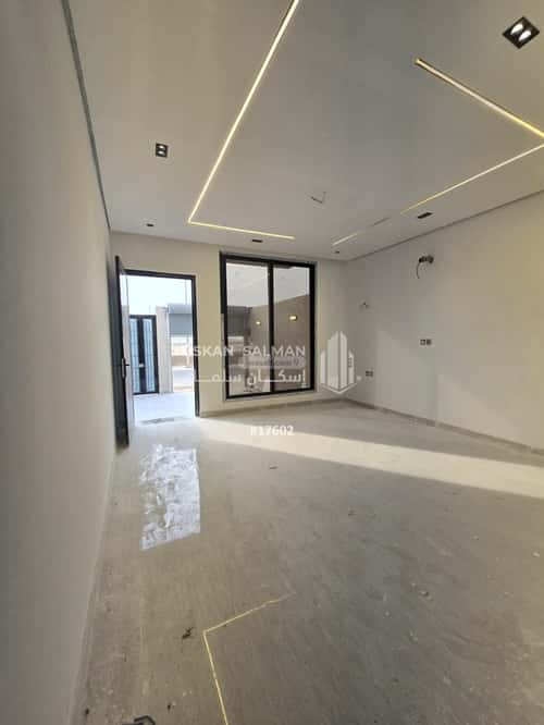 فيلا 293.25 متر مربع شرقية على شارع 30م اللؤلؤ، الخبر