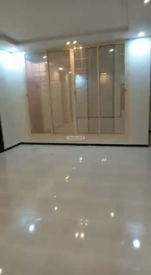 Villa 300 SQM Facing North on 25m Width Street Al Salyhyah, East Jeddah, Jeddah