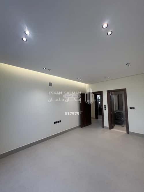 فيلا 211.57 متر مربع جنوبية على شارع 20م الرمال، شرق الرياض، الرياض