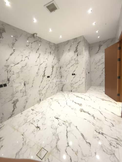 3 bedroom floor in Al Janadriyah